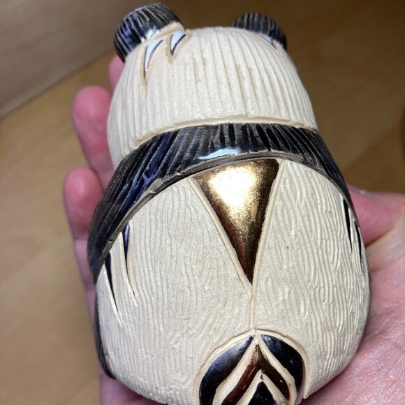 Artesania Rinconada Panda with Gold Trim Pottery Figurine - Picture 5 of 10